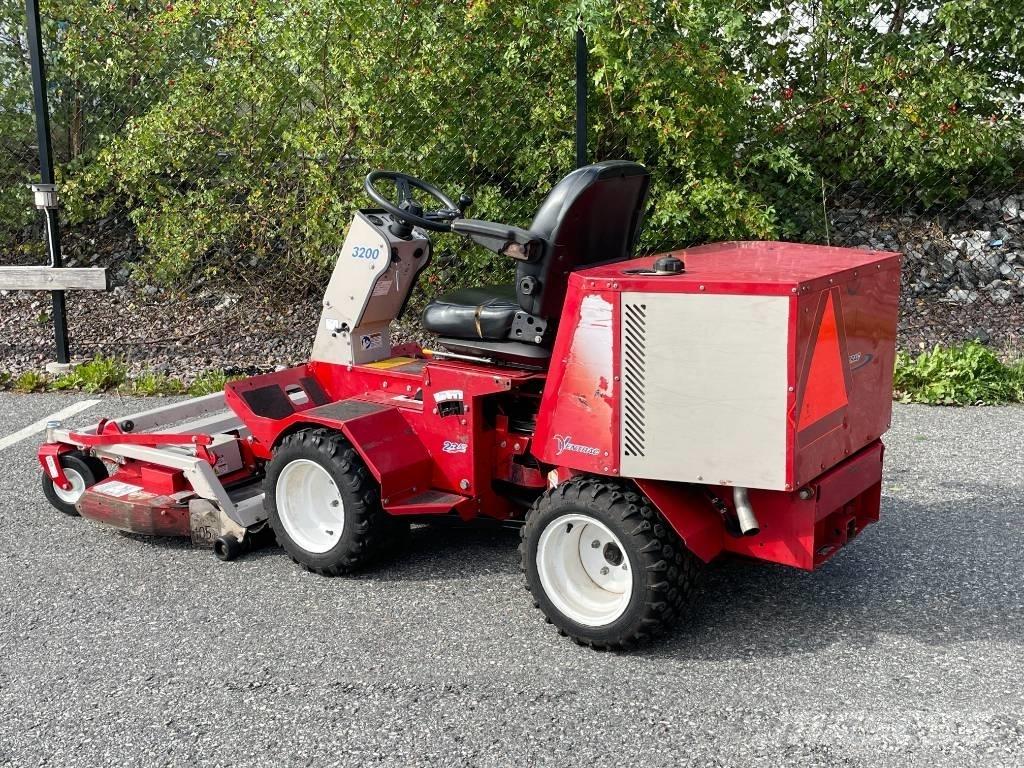 Ventrac 3200 ركوب الحشائش