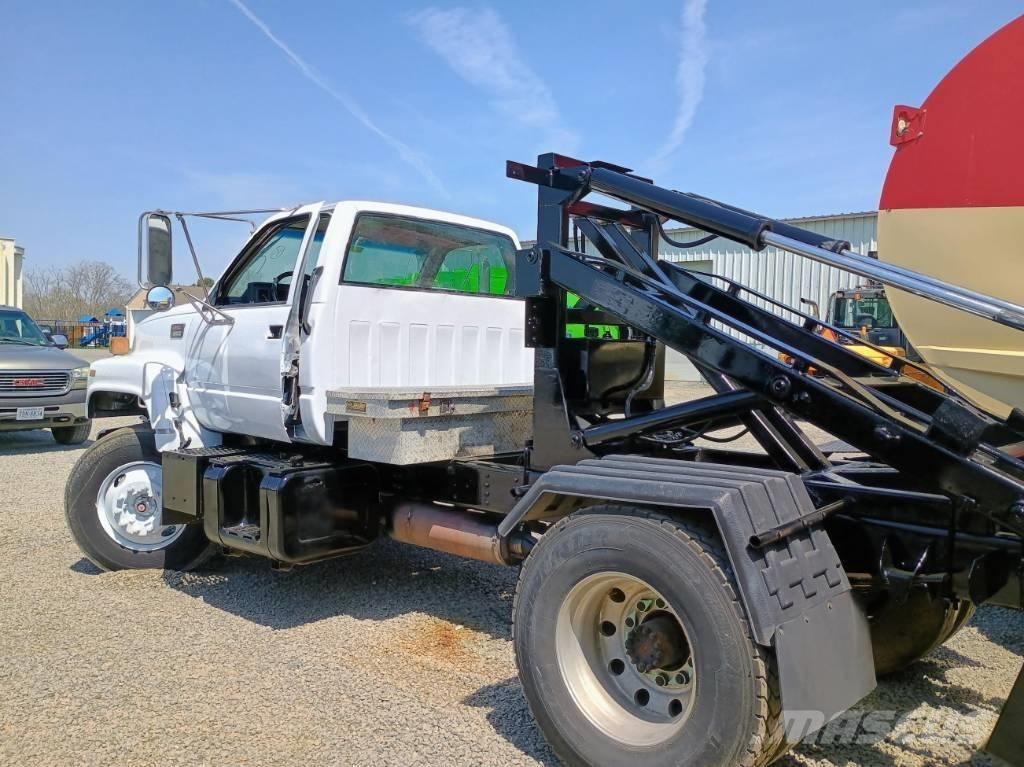 GMC C8500 شاحنات المخلفات