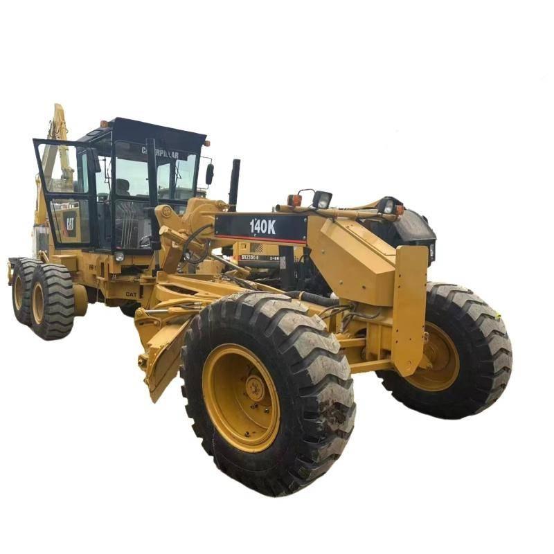 CAT 140 K معدات تمهيد الطرق
