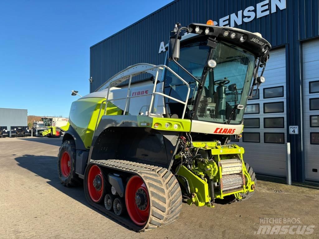 CLAAS Jaguar 960 4WD علافات ذاتية الدفع