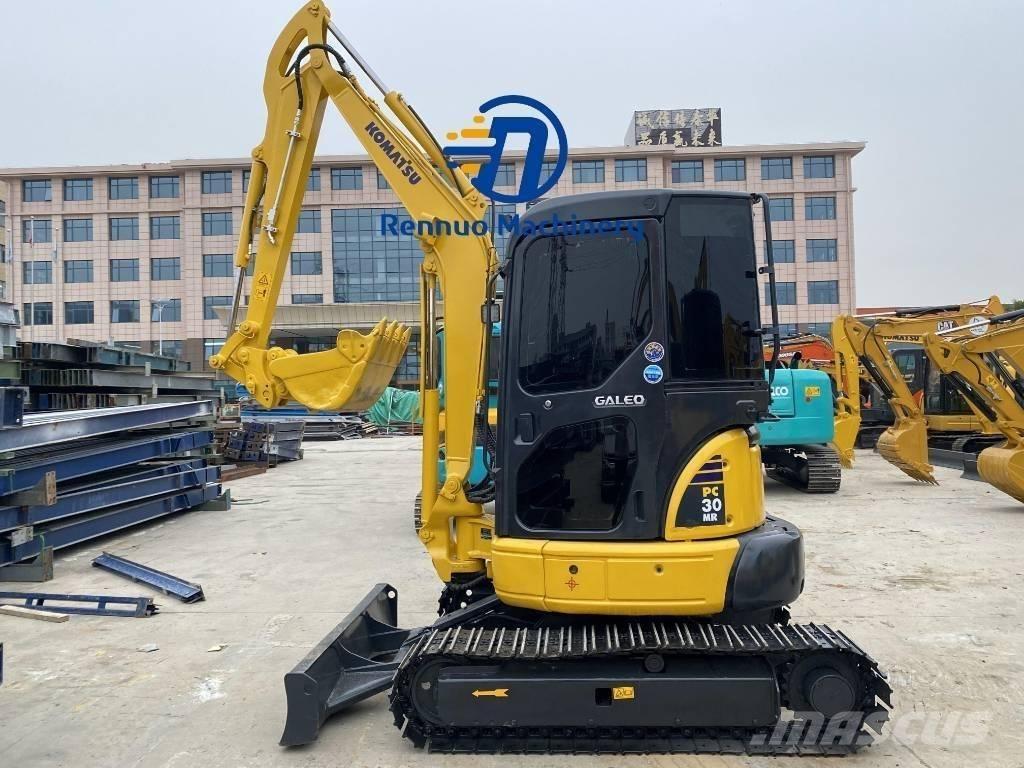 Komatsu PC 30 MR-3 حفارات صغيرة أقل من 7 طن (حفارات صغيرة)