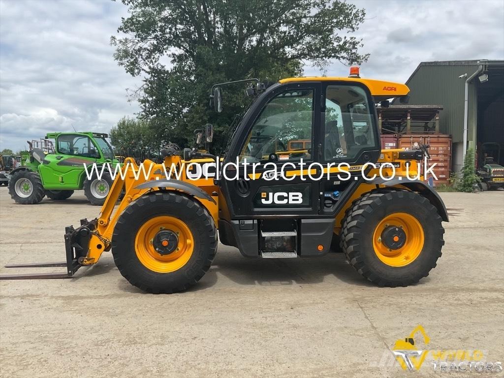 JCB 532 60 معدات مناولة لأغراض الزراعة