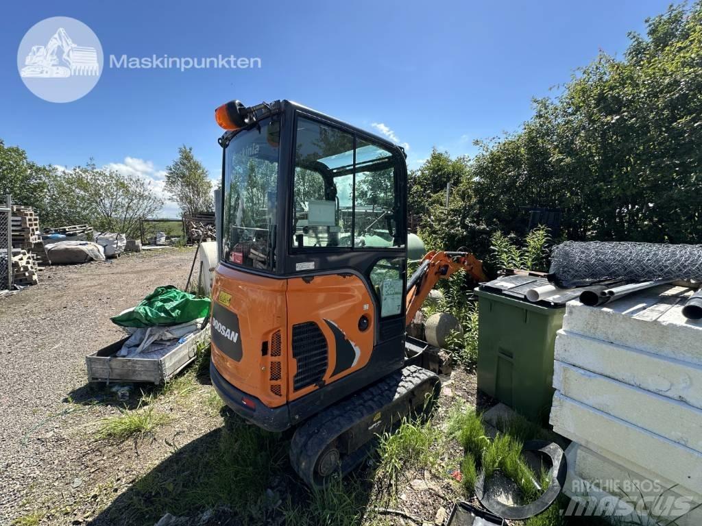 Doosan DX 19 حفارات صغيرة أقل من 7 طن (حفارات صغيرة)