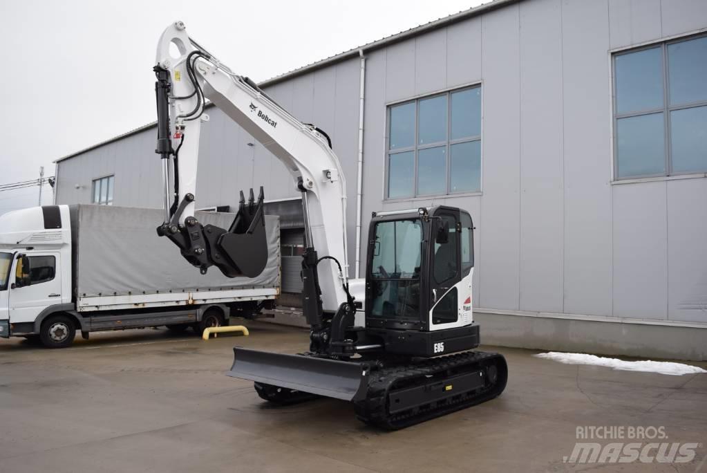 Bobcat E 85 حفارات وسط 7 طن - 12 طن