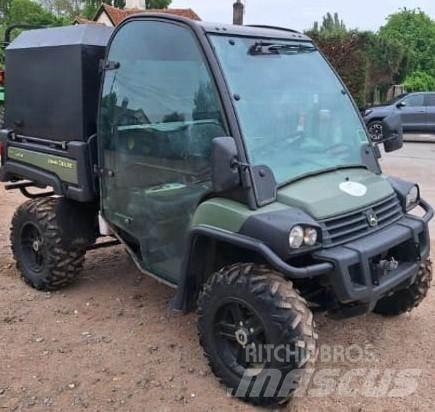 John Deere 855D مركبات لجميع التضاريس