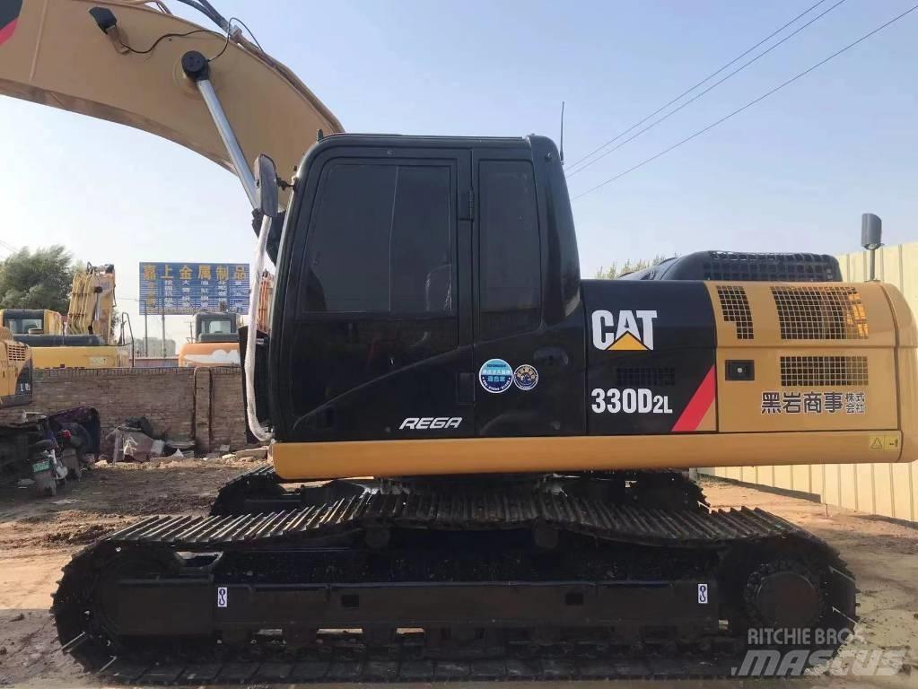 CAT 330 D حفارات زحافة