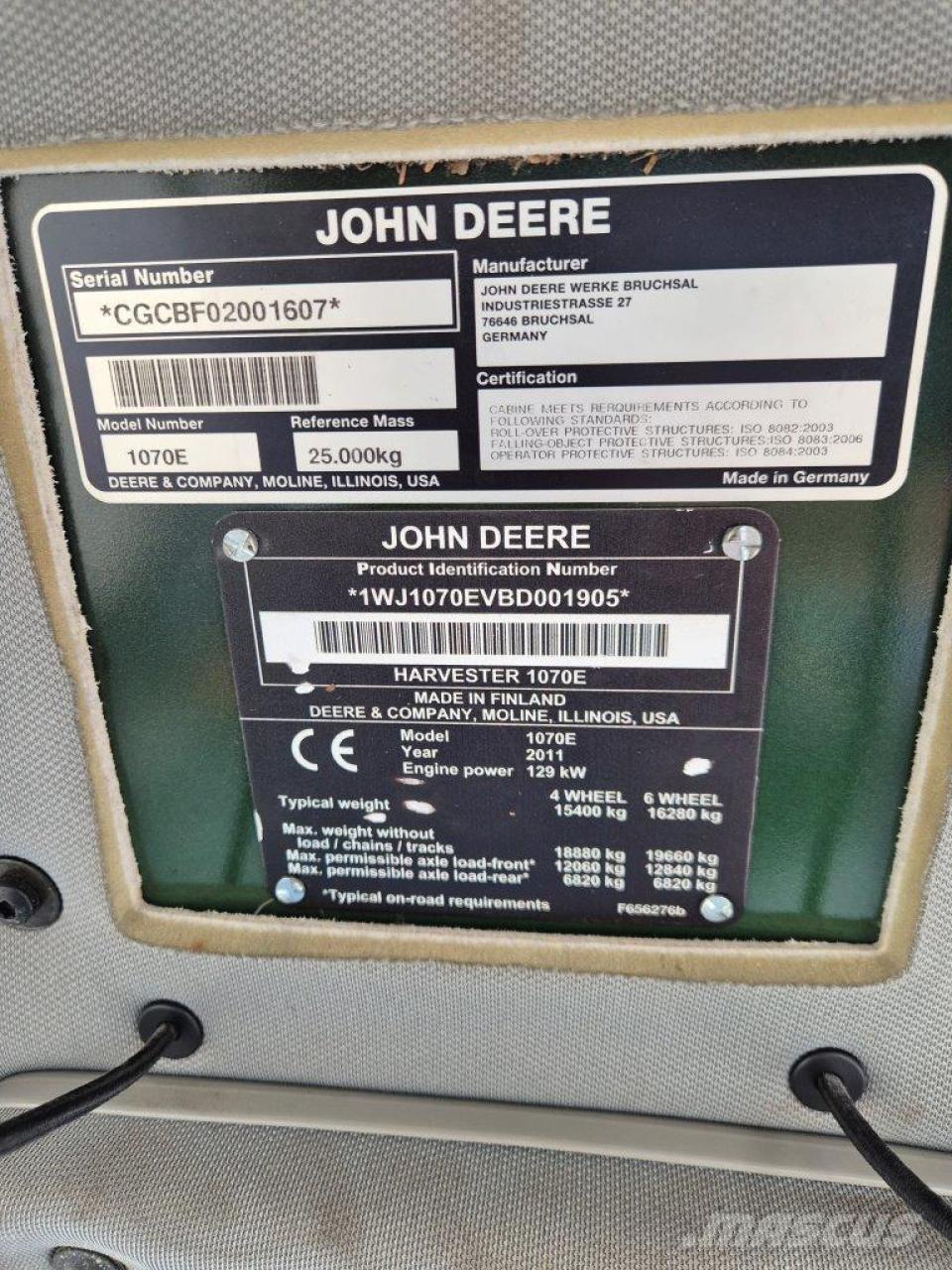 John Deere 1070 E حصادات