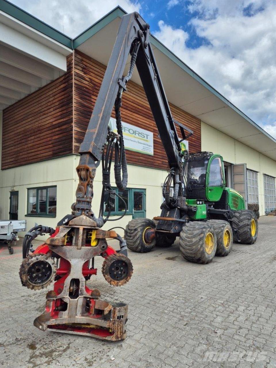 John Deere 1070 E حصادات