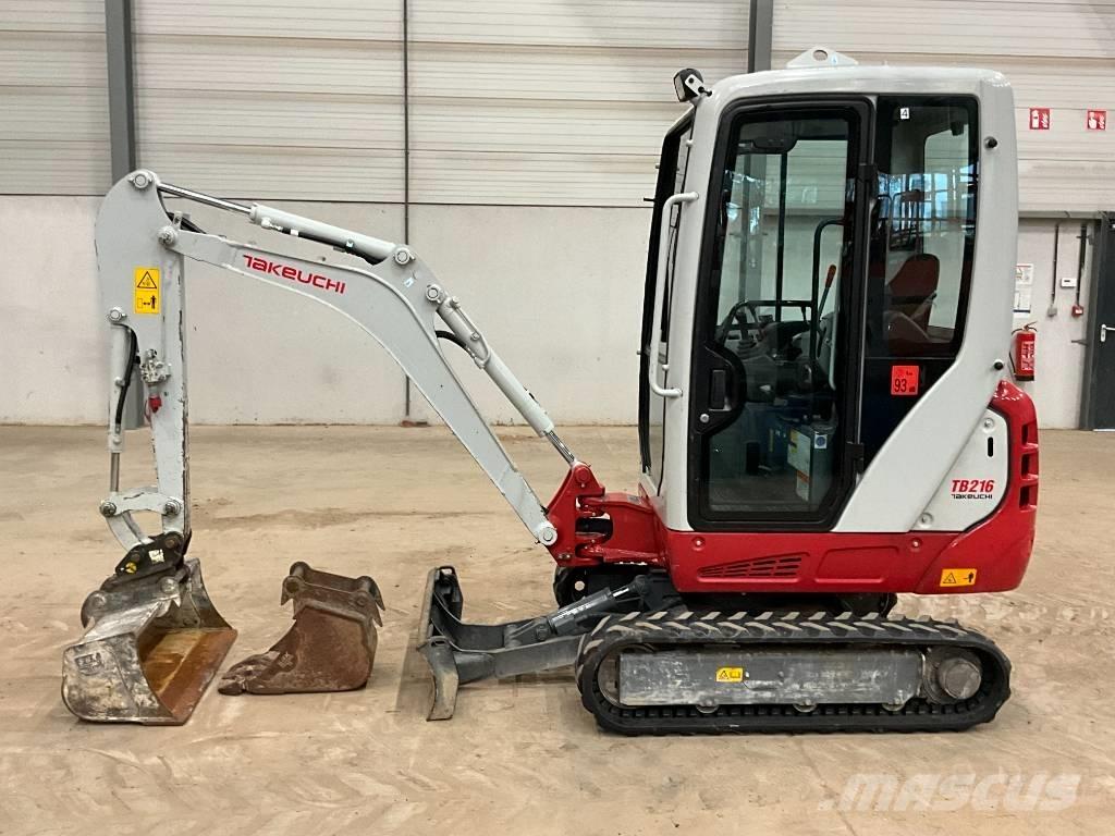 Takeuchi TB 216 حفارات صغيرة أقل من 7 طن (حفارات صغيرة)