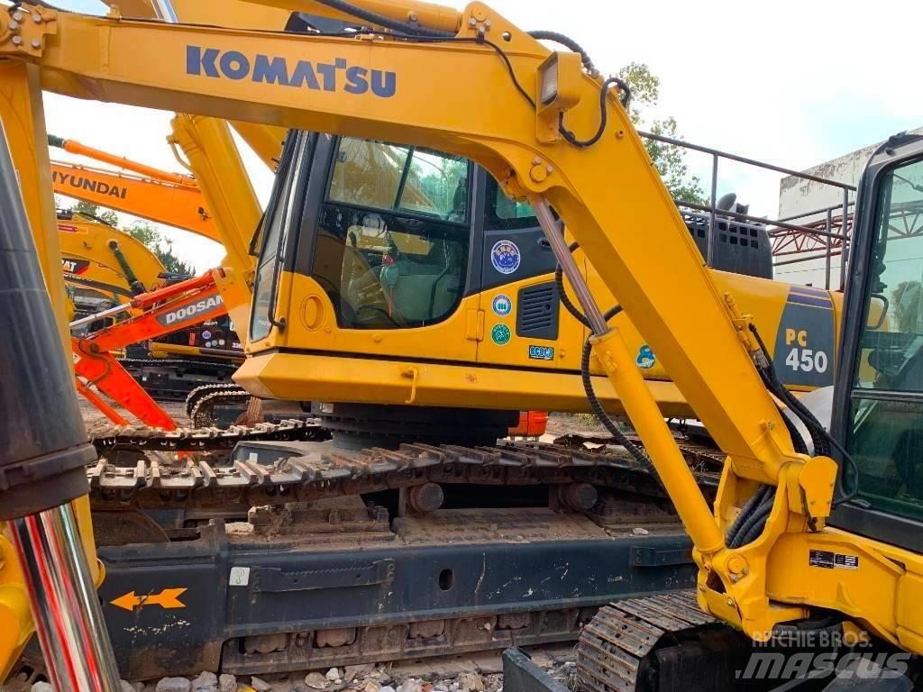 Komatsu PC 450 حفارات زحافة