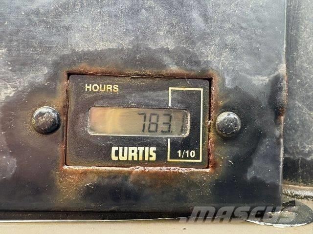 Mecalac TA 3 SH عربات نقل قلابة للمواقع