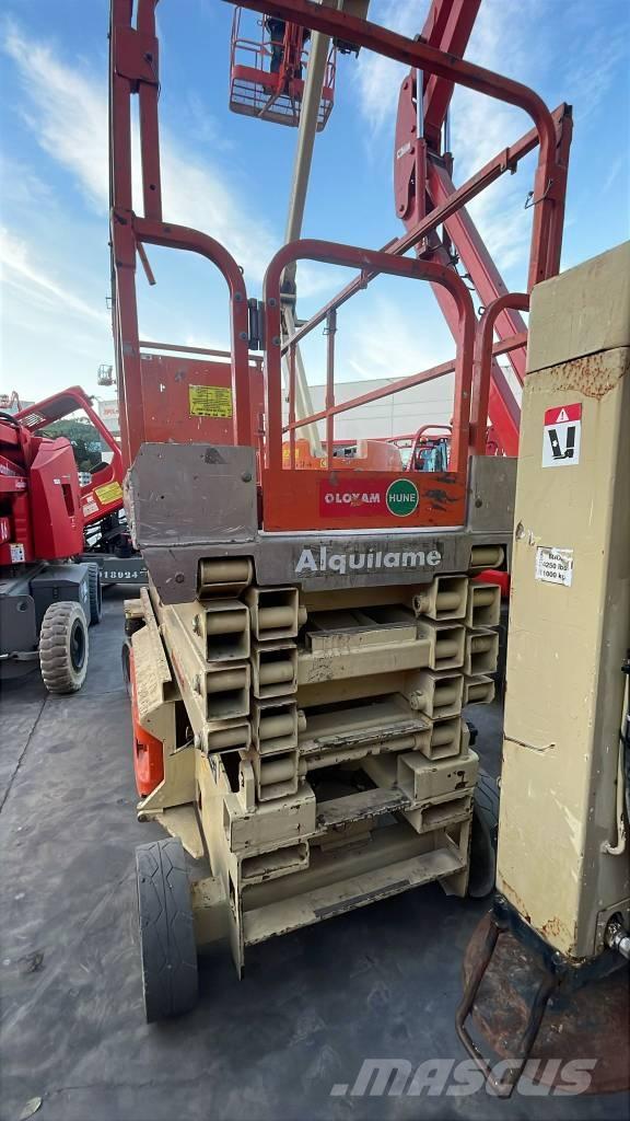 JLG 3246 ES رافعات مقصية الشكل