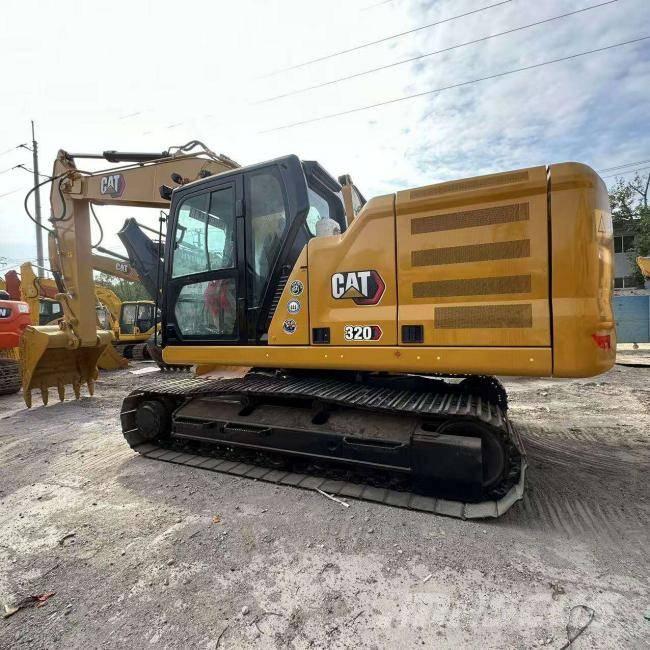 CAT 320 حفارات زحافة
