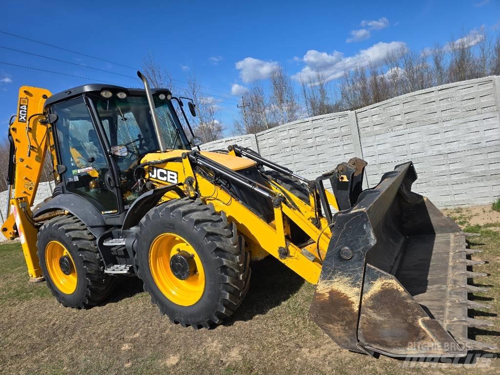 JCB 4 CX لوادر ذات جرافات عكسية