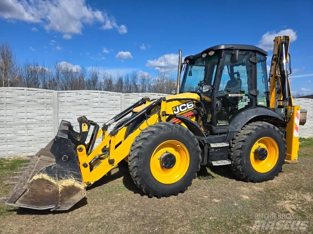 JCB 4 CX لوادر ذات جرافات عكسية