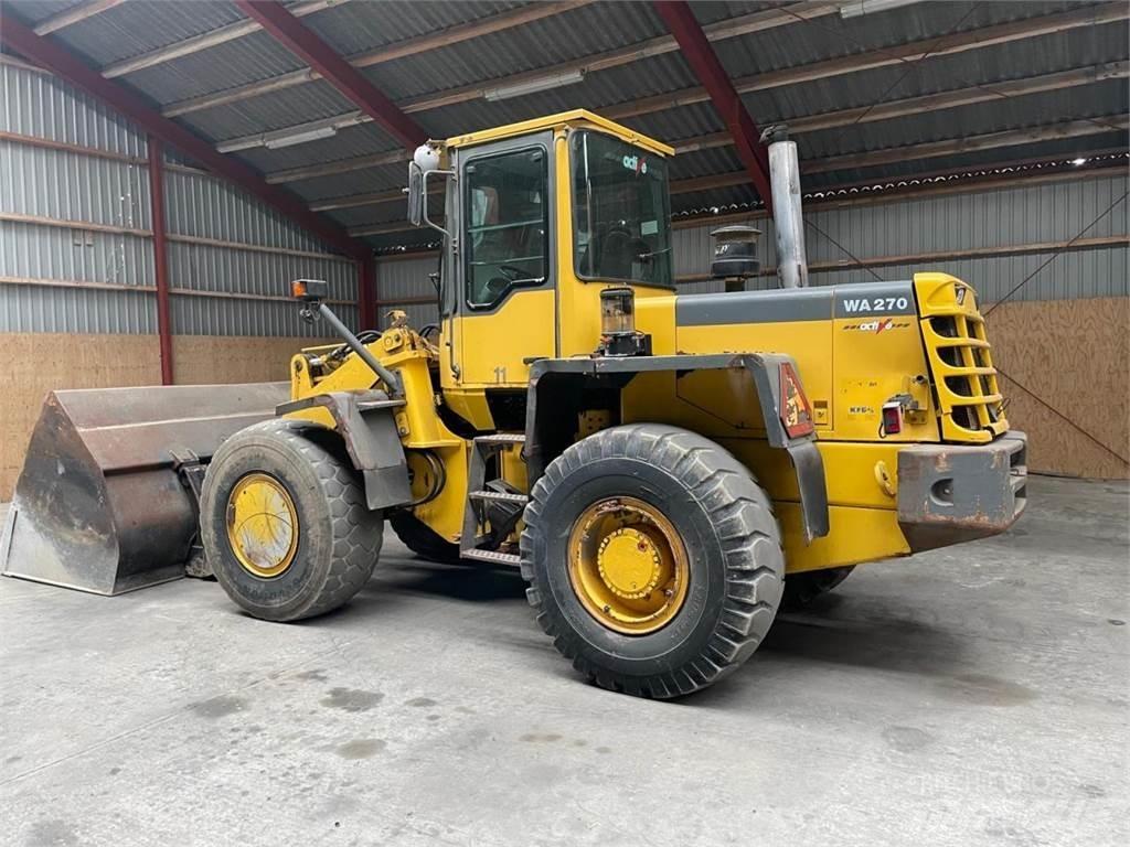 Komatsu WA270-3 لوادر بعجل
