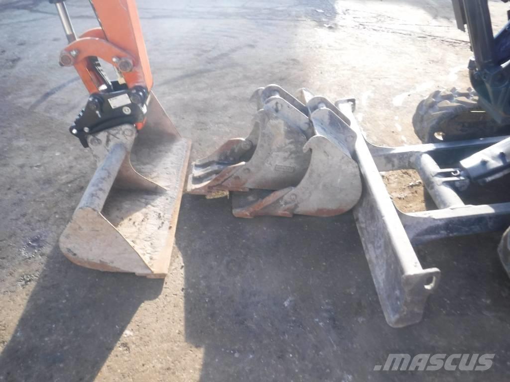 Hitachi ZX 33 U-6 حفارات صغيرة أقل من 7 طن (حفارات صغيرة)