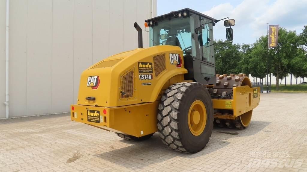 CAT CS74B مداحل أحادية الأسطوانة
