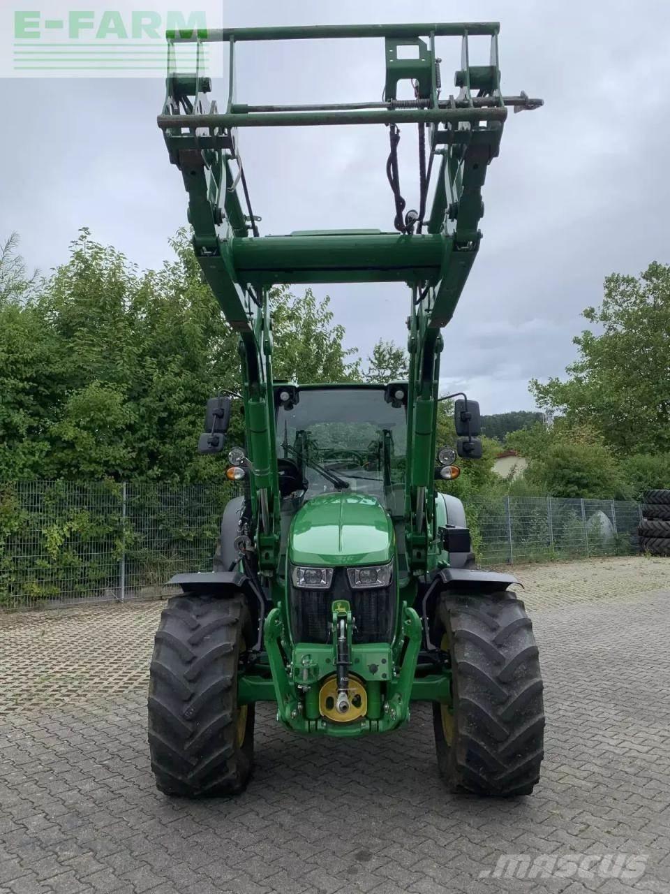 John Deere 5125r الجرارات