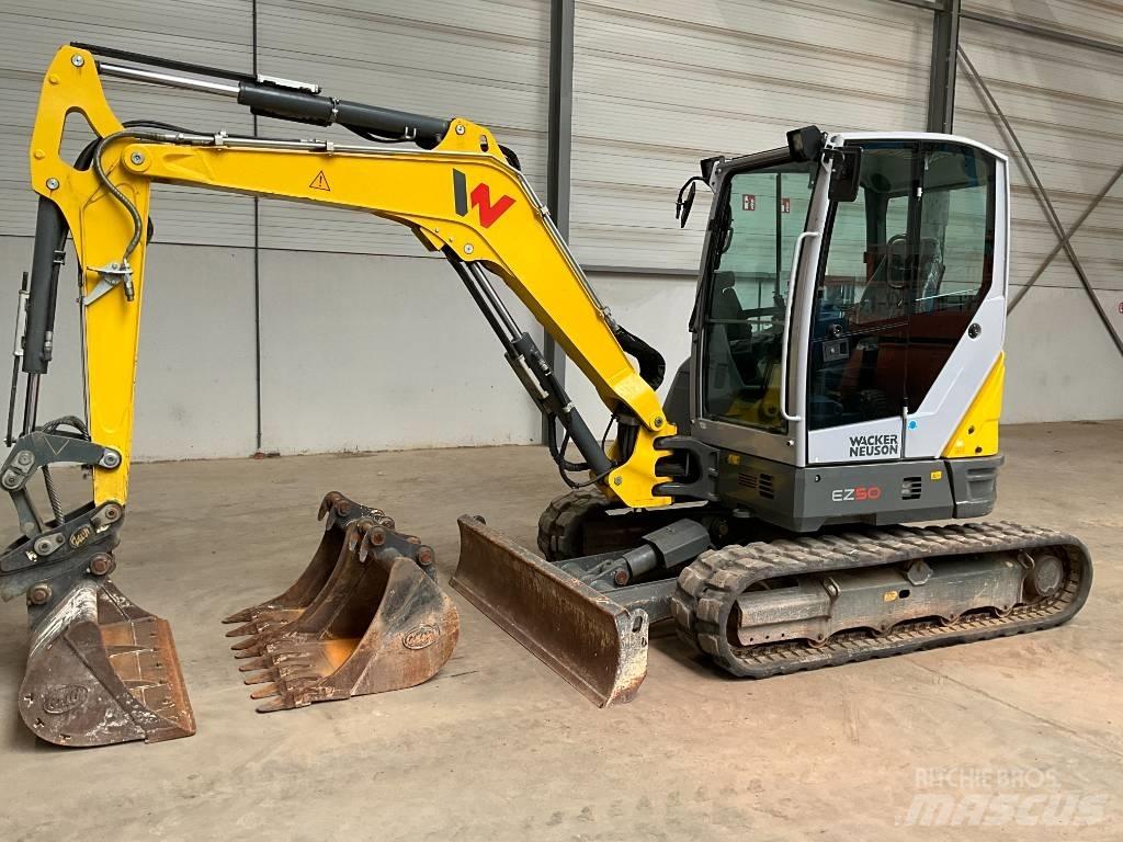 Neuson EZ 50 حفارات صغيرة أقل من 7 طن (حفارات صغيرة)