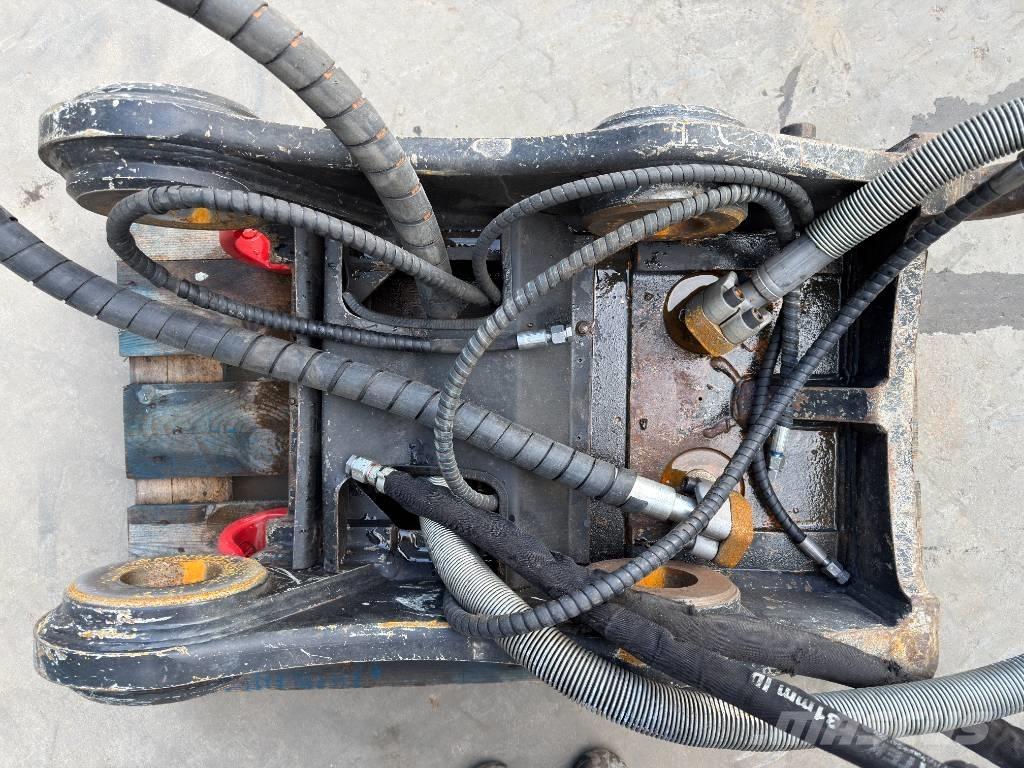 OilQuick OQ80 - 336F موصلات سريعة