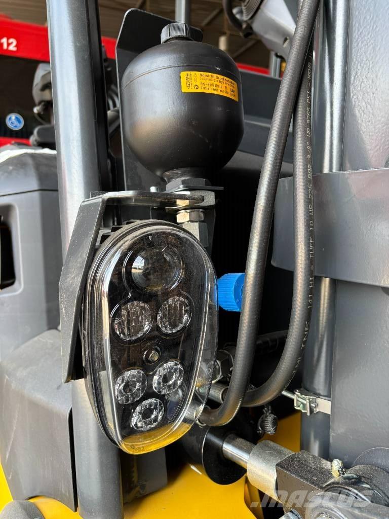 TCM FB20L-E4 شاحنات ذات رافعات شوكية تعمل بالكهرباء