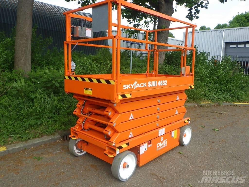 SkyJack SJ4632 رافعات مقصية الشكل