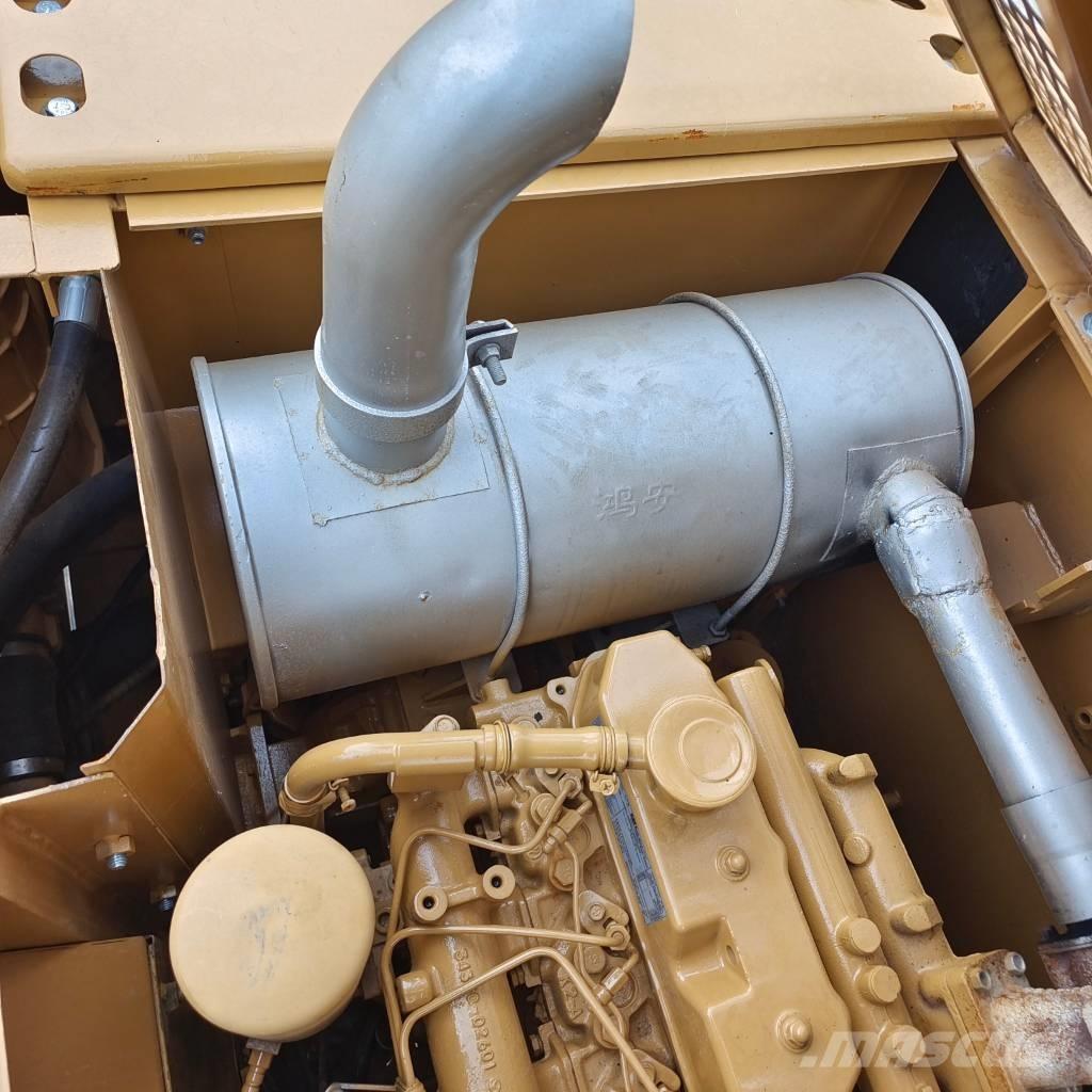 CAT 320 C L حفارات زحافة