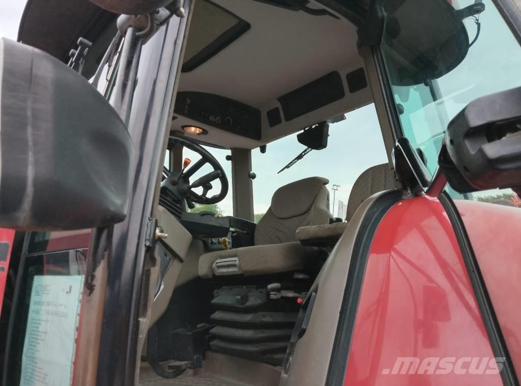 Case IH 140 الجرارات