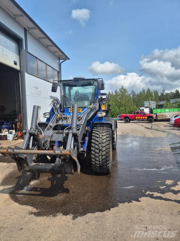 Wille 855 C جرارات مدمجة