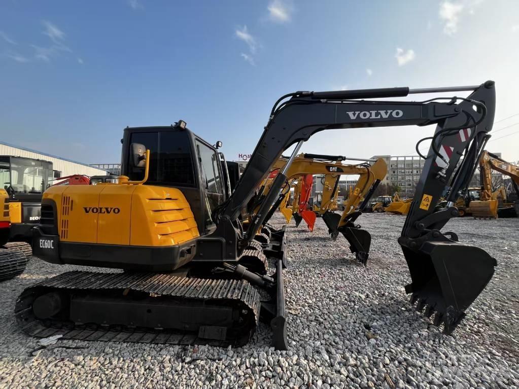 Volvo EC 60 C حفارات زحافة