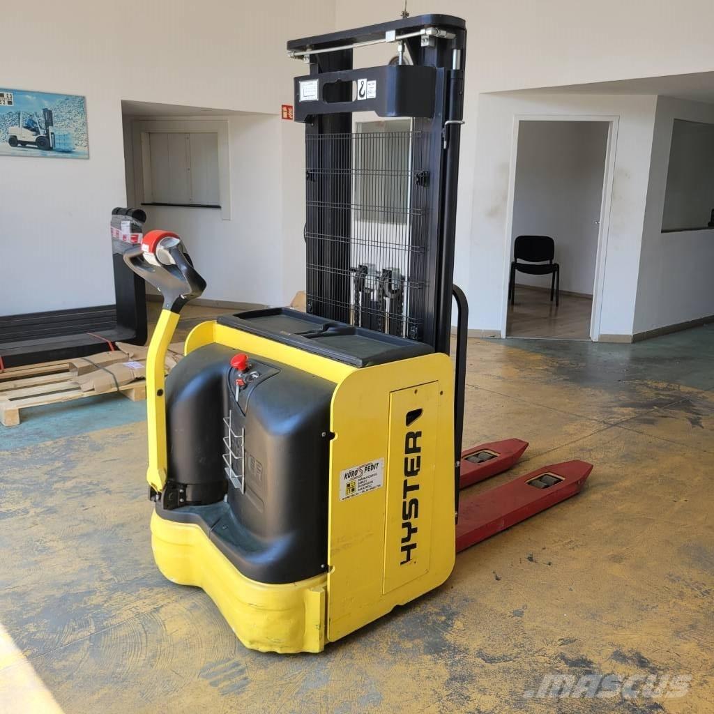 Hyster S1.4iL معدات التكديس الجوالة