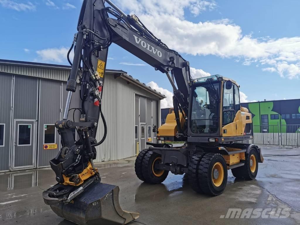 Volvo EW 140 D حفارات بعجل