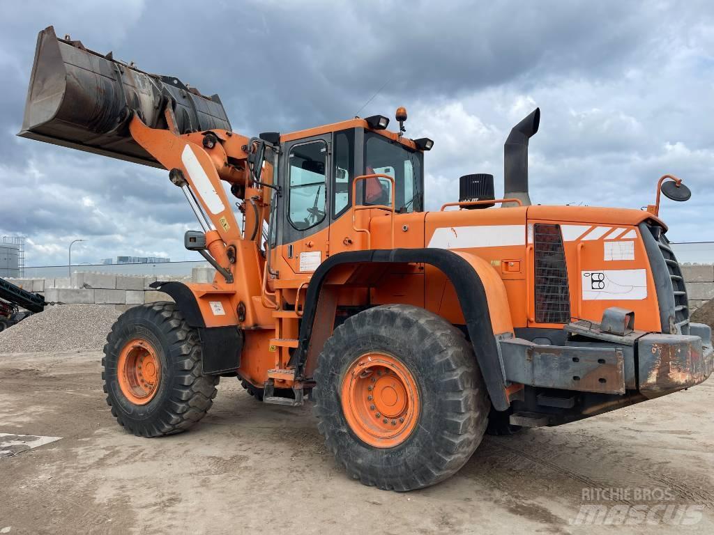 Doosan DL 350 لوادر بعجل