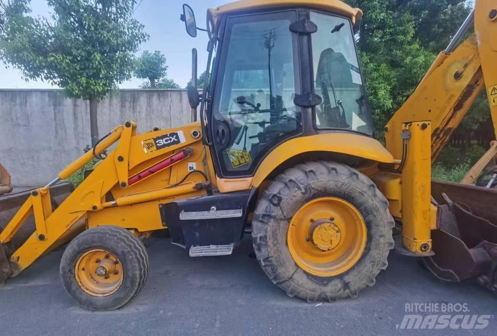 JCB 3 CX لوادر ذات جرافات عكسية