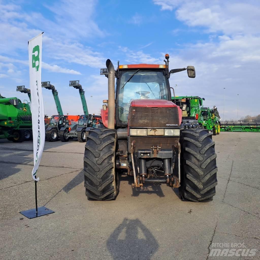 CASE MAGNUM  MX 285 الجرارات