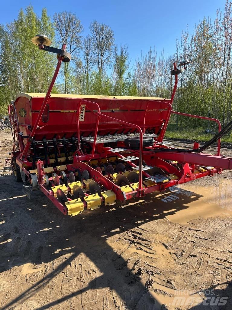Väderstad Rapid400C مثاقيب