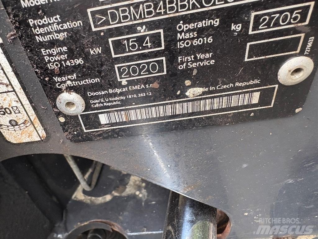 Doosan DX 27 Z حفارات صغيرة أقل من 7 طن (حفارات صغيرة)
