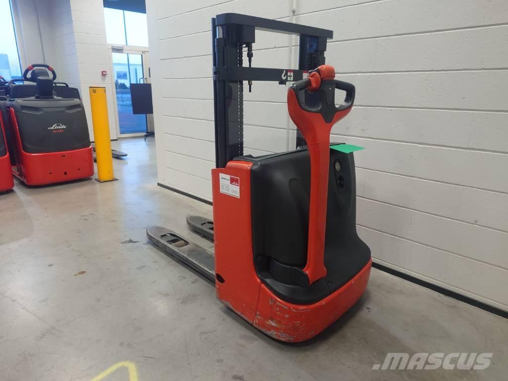 Linde L12/1172 معدات التكديس الجوالة