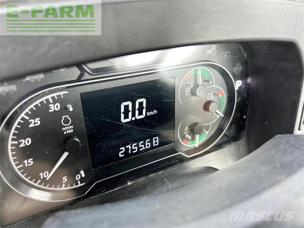 John Deere 5100m الجرارات