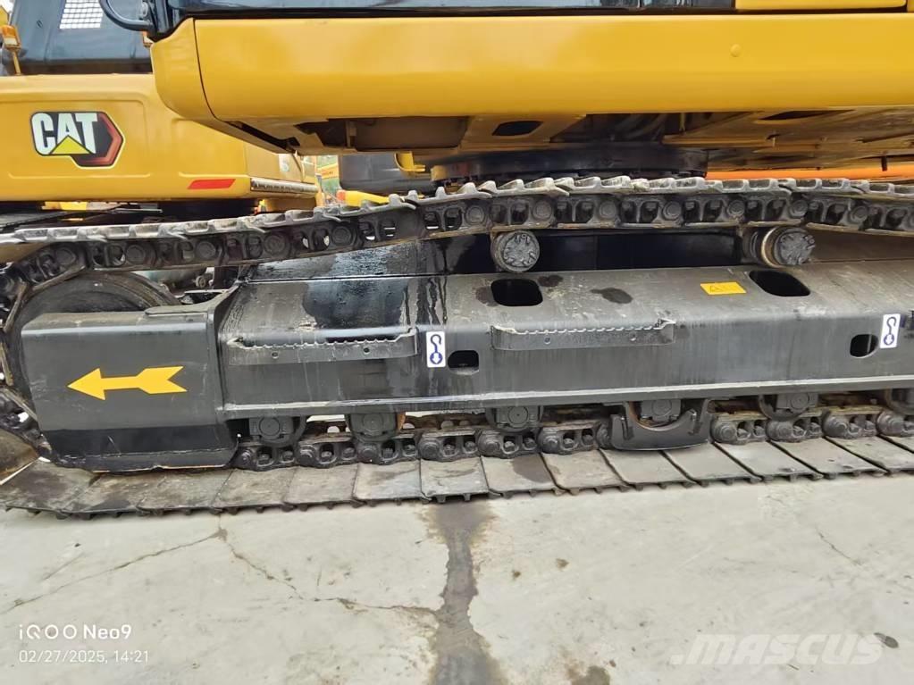 CAT 320 GC حفارات زحافة