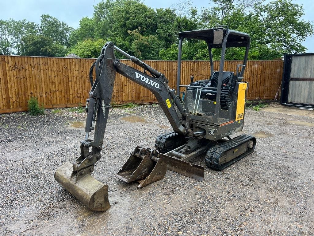 Volvo ECR 18 E حفارات صغيرة أقل من 7 طن (حفارات صغيرة)