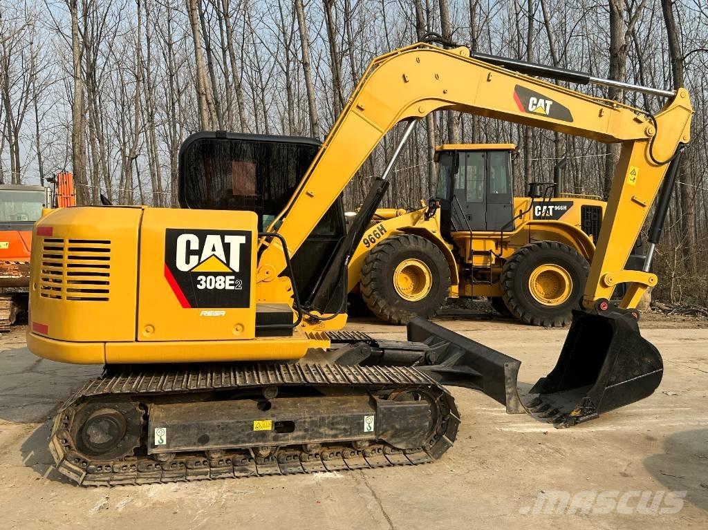 CAT 308E حفارات زحافة