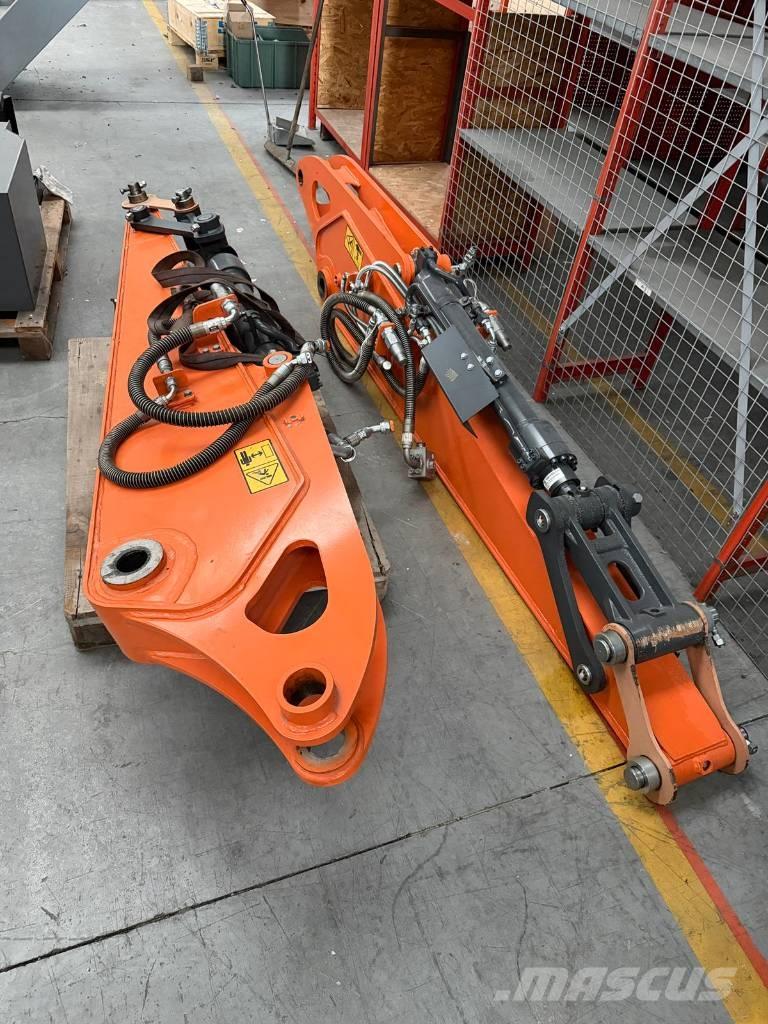 Develon DX 100 W-7 حفارات بعجل