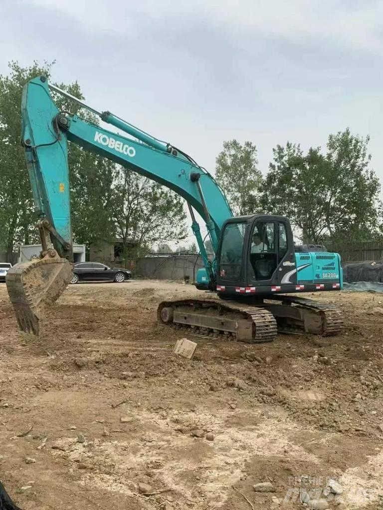 Kobelco SK200 حفارات زحافة