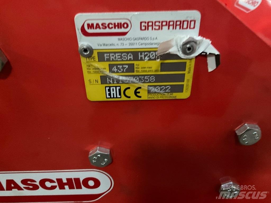 Maschio H 205 زراعات