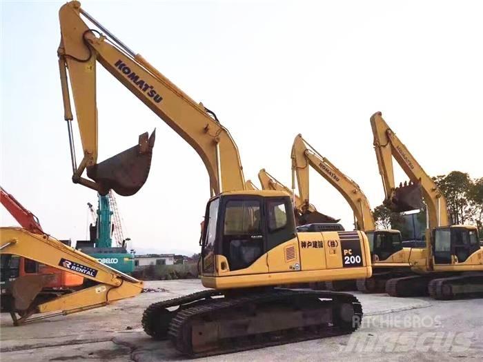 Komatsu PC 200-7 حفارات زحافة