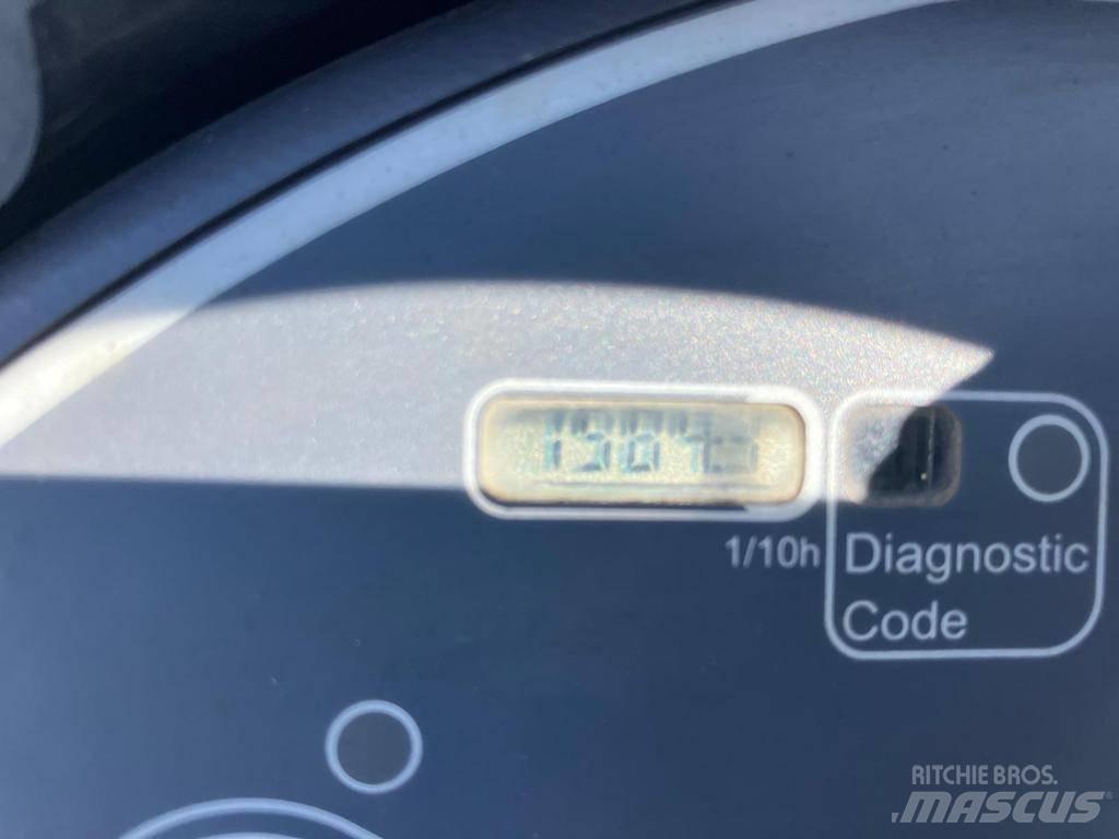 Hamm HD 14 VO مداحل ثنائية الاسطوانة