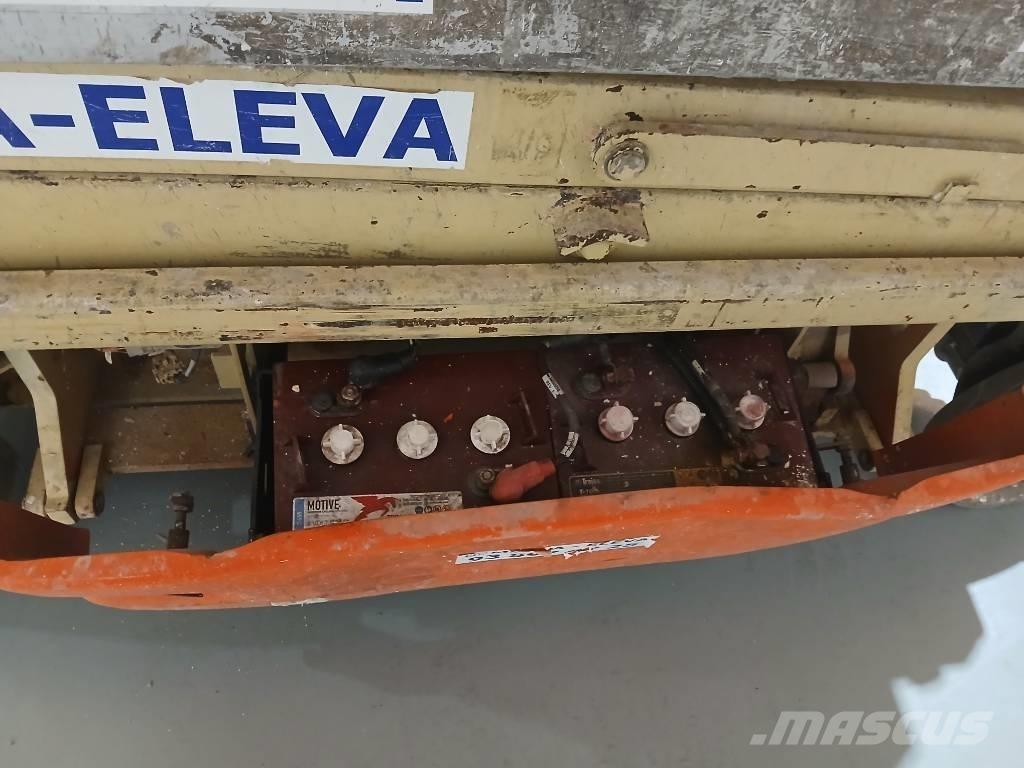 JLG 1930 ES رافعات مقصية الشكل