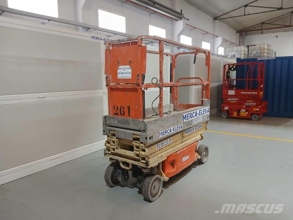 JLG 1930 ES رافعات مقصية الشكل